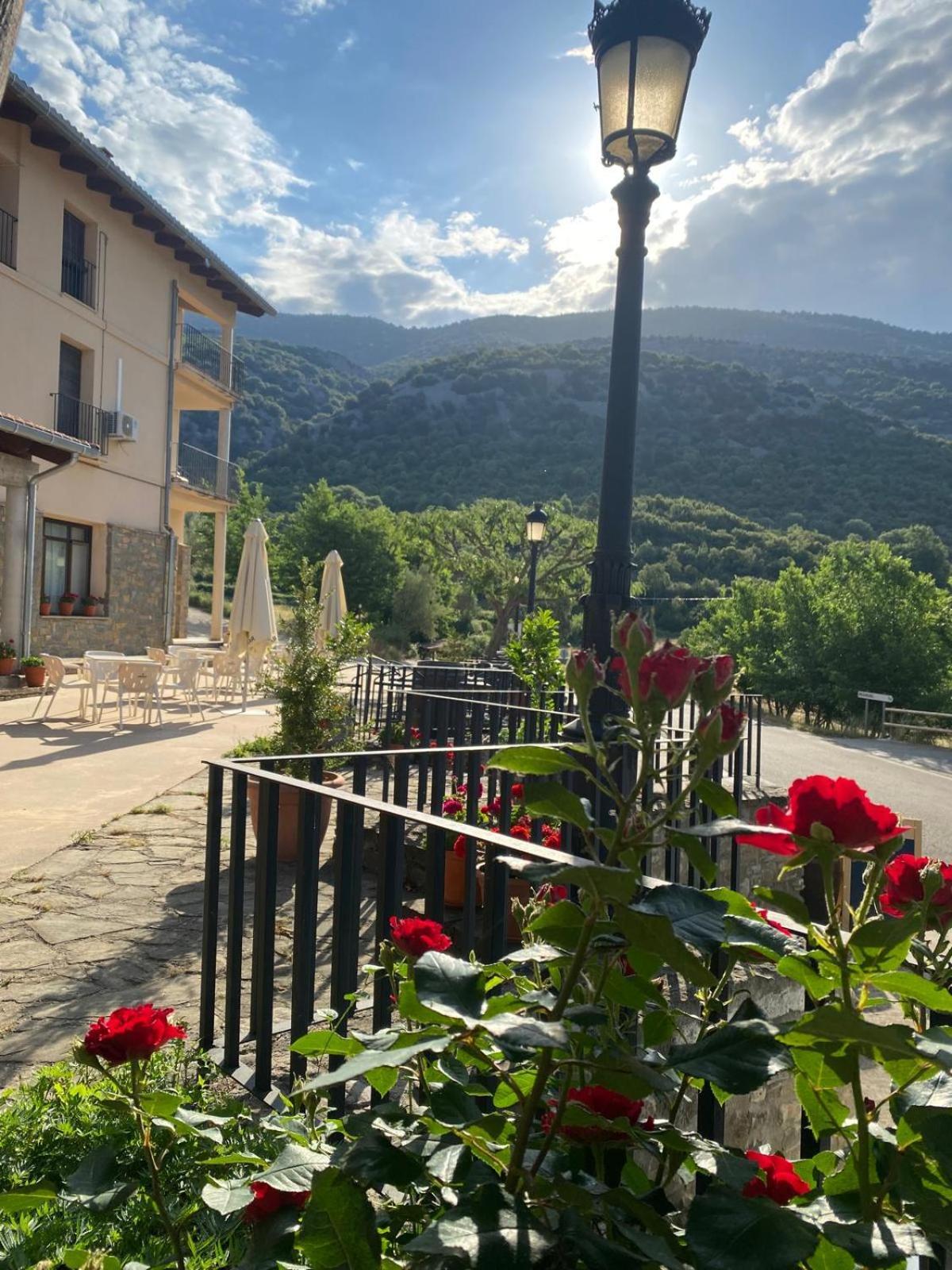 Hotel Guara Inluka Las Almunias 외부 사진