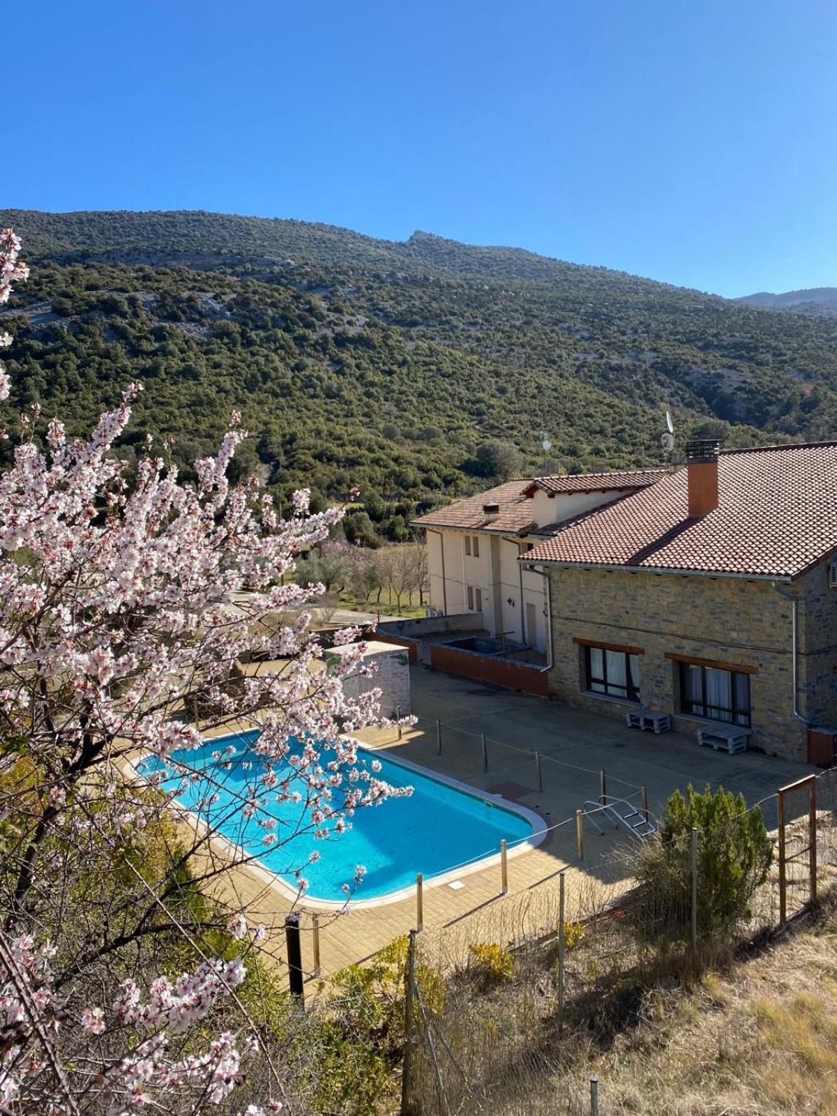 Hotel Guara Inluka Las Almunias 외부 사진