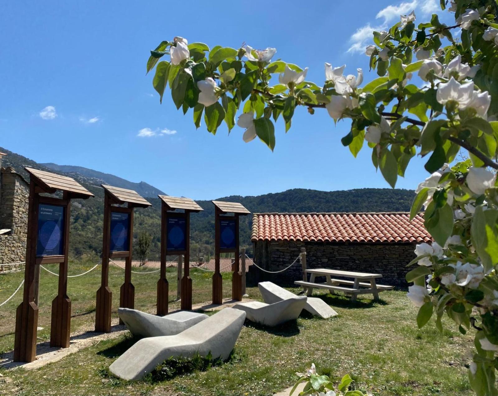 Hotel Guara Inluka Las Almunias 외부 사진