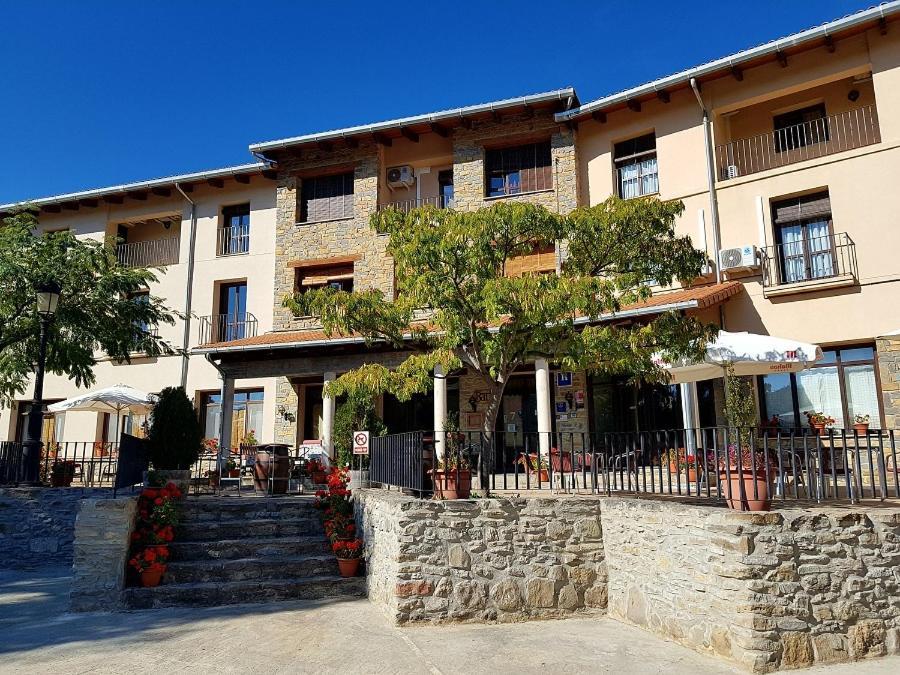 Hotel Guara Inluka Las Almunias 외부 사진